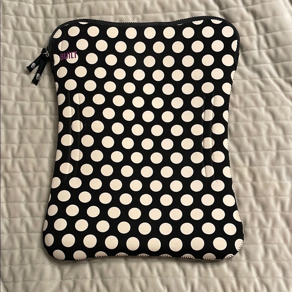 Built Black and White Polka Dot Laptop Sleeve